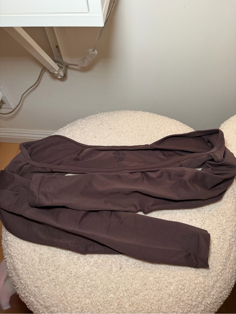 DFYNE VISION SHRUG